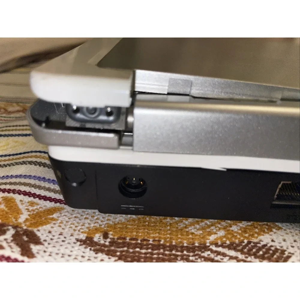 Dell Inspiron E1505 Laptop (Parts or‎ Repair Only) Centrino Duo WM3945ABG